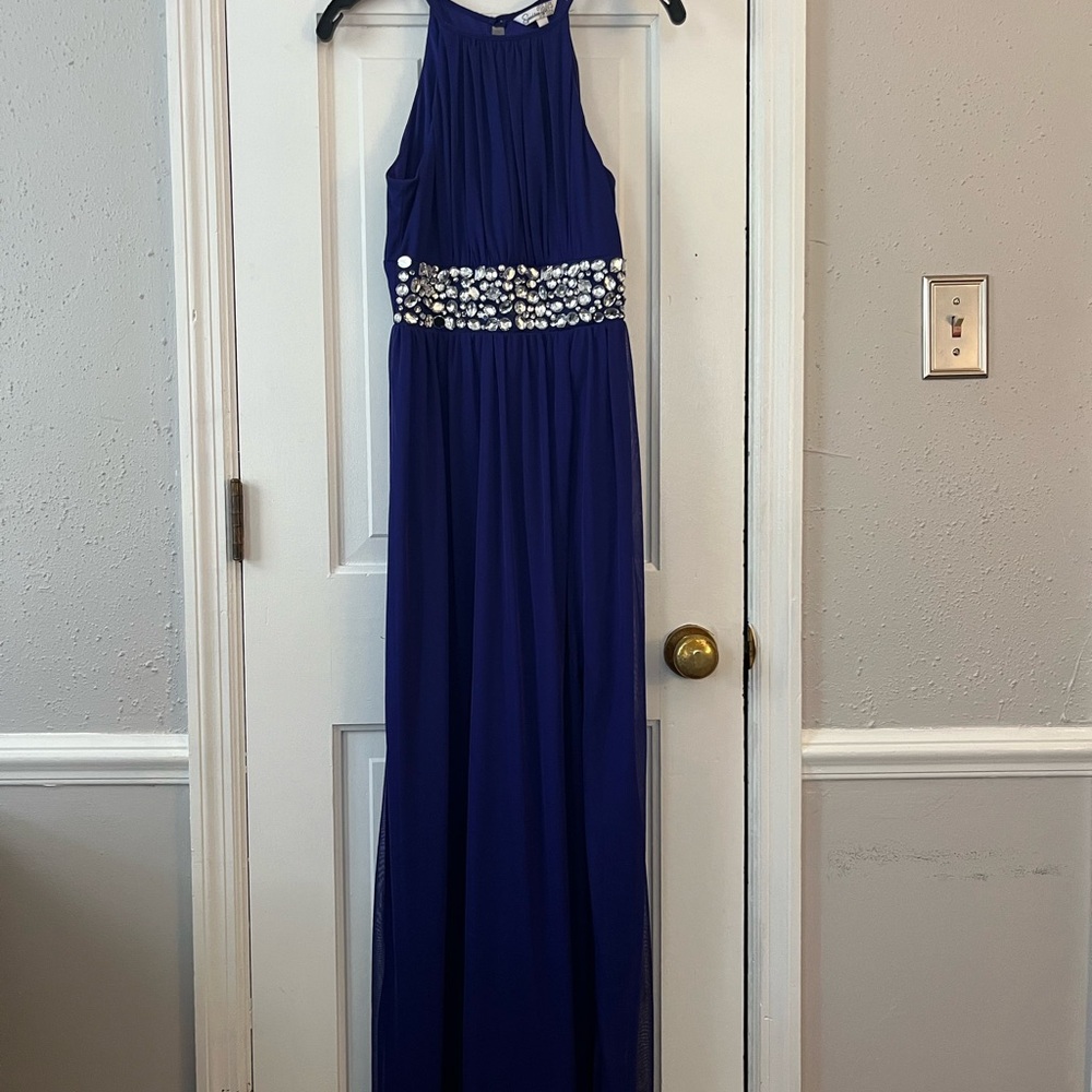 SPEECHLESS Elegant Royal Blue Beaded Waist Halter Gown. (Juniors, Size 3)